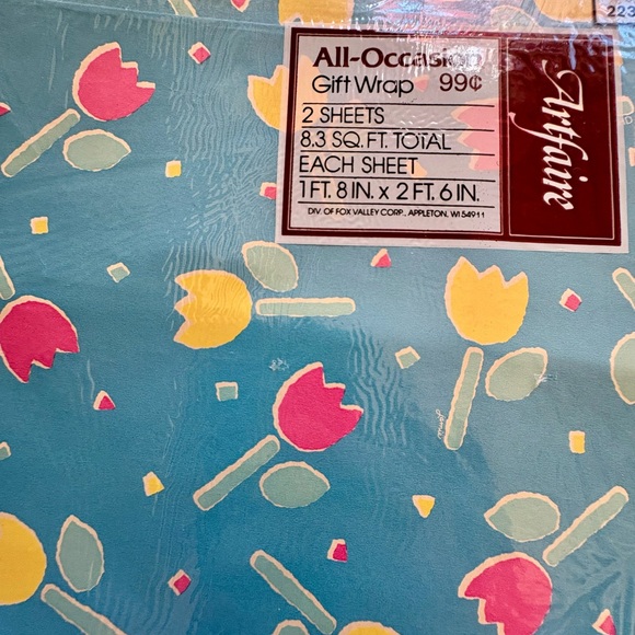 Vintage Wrapping Paper Sheets - Picture 10 of 11